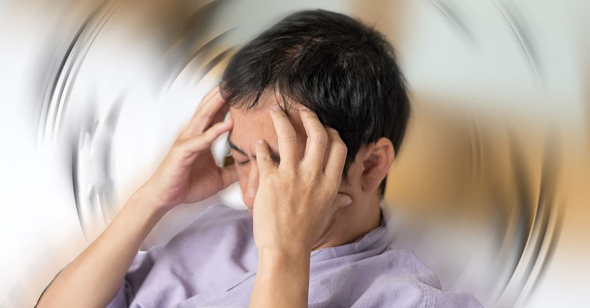 Schwindel durch Kiefergelenkprobleme: Wie craniomanibuläre Dysfunktionen das Gleichgewicht beeinflussen können