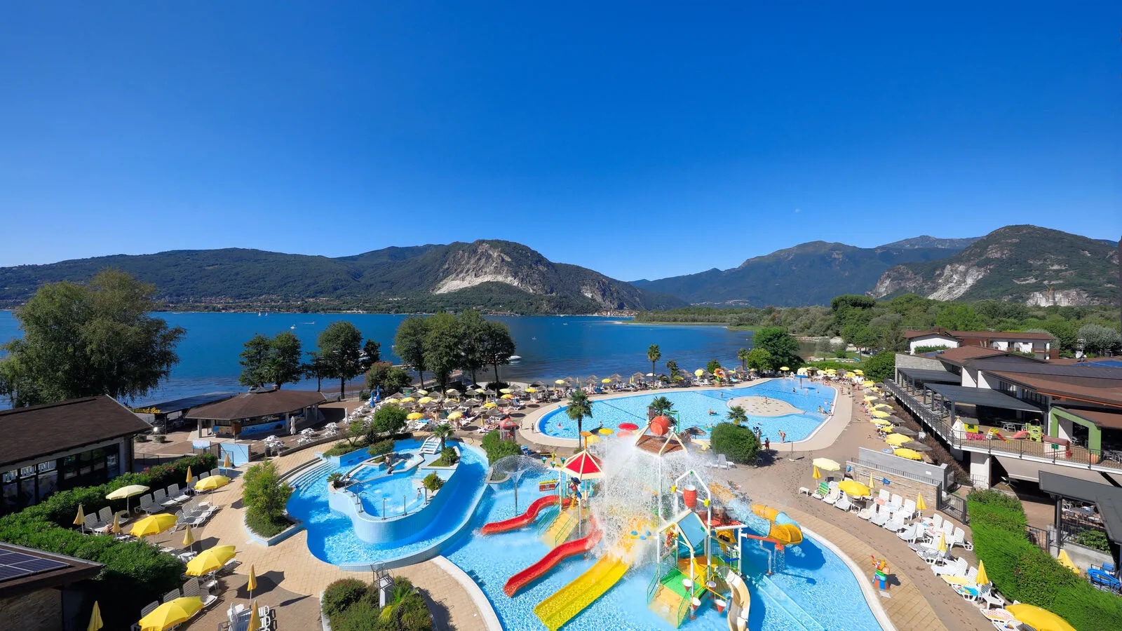 Ihr Urlaub in Cannobio: Camping Lago Maggiore mit traumhaftem Seeblick und Privatstrand