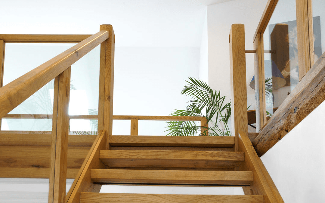 Treppen aus Polen: Wangentreppe Holz – Qualität trifft auf Design