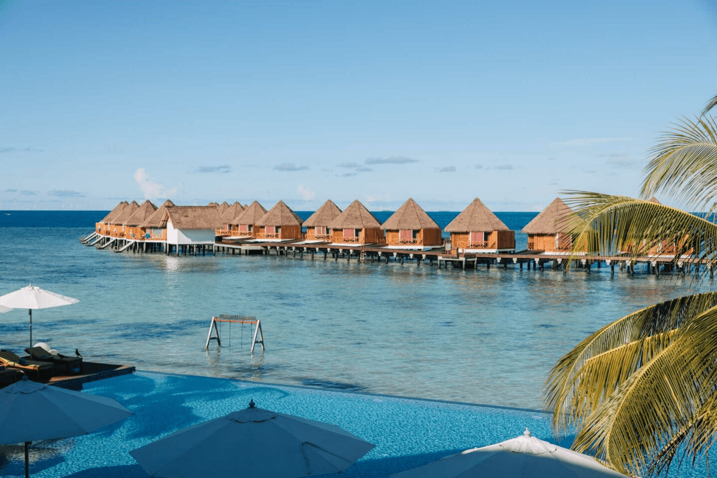 Erleben Sie modernen Luxus: 4 Sterne Hotels Malediven für den perfekten Traumurlaub