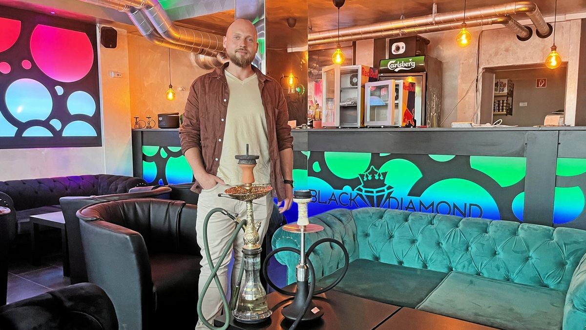 Ihre perfekte Shisha-Bar in Hamburg: Ein Ort, der außergewöhnliche Atmosphäre mit erlesenen Tabaksorten und innovativen Getränken kombiniert
