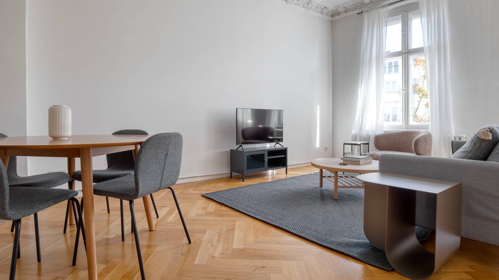Your Ideal Apartment for Rent in Berlin Awaits: Explore KUMMUNI's Unique Approach to Furnished Living Spaces