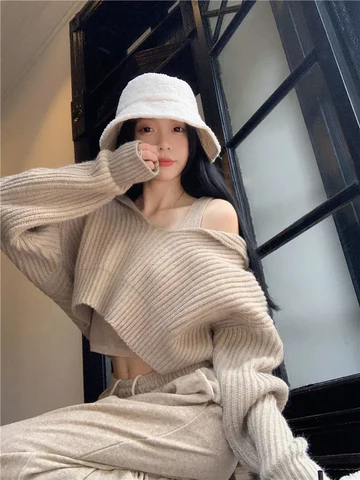 E-Girl, Grunge Fashion Style und Y2k Style: Die Modeströmungen der Internetkultur verstehen