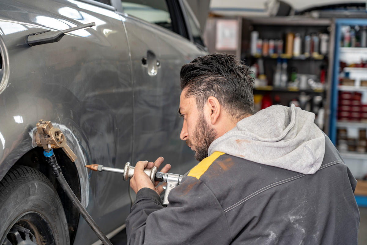 Smart Repair Chronicles: Geschichten der Transformation
