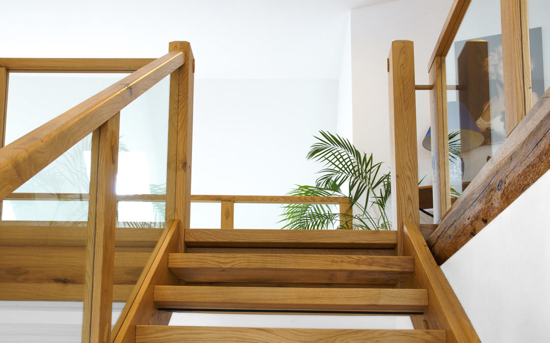 Treppen aus Polen: Wangentreppe Holz – Qualität trifft auf Design