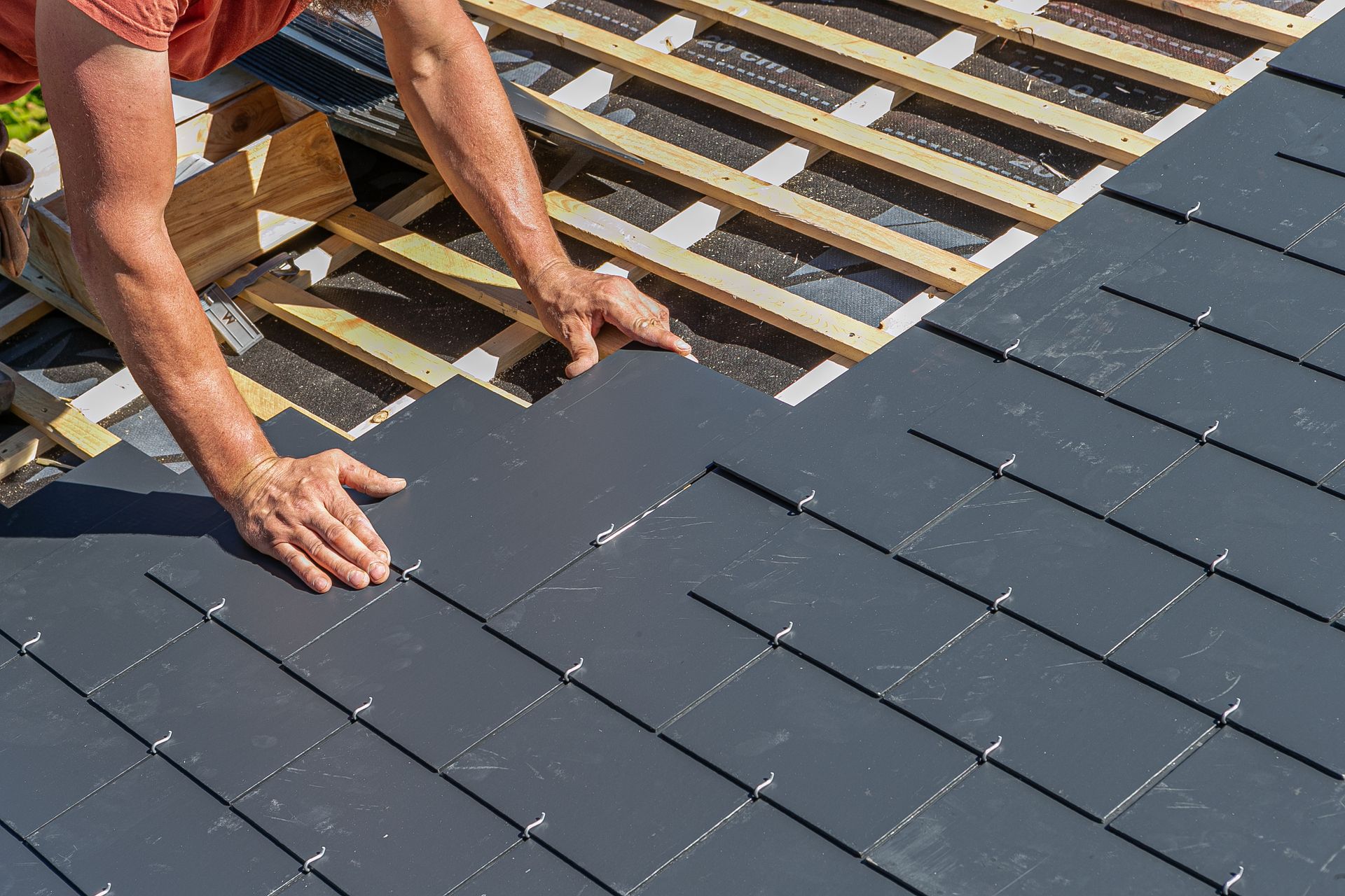 Dachdecker in der Nähe finden leicht gemacht mit meister-job