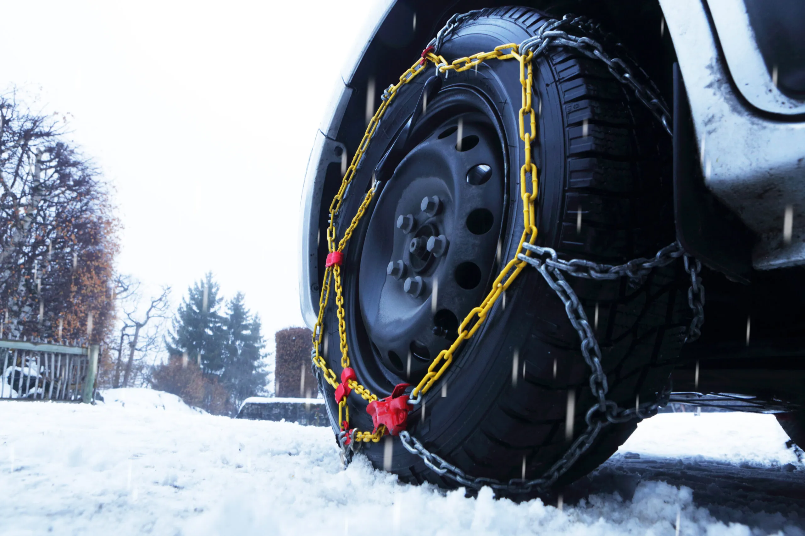 Schneeketten für den Winterurlaub: Bei Schneeketten4u die beste Wahl treffen